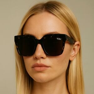 Quay Australia Flat Out Cat Eye Tortoise Sunglasses 53mm‎ Brown